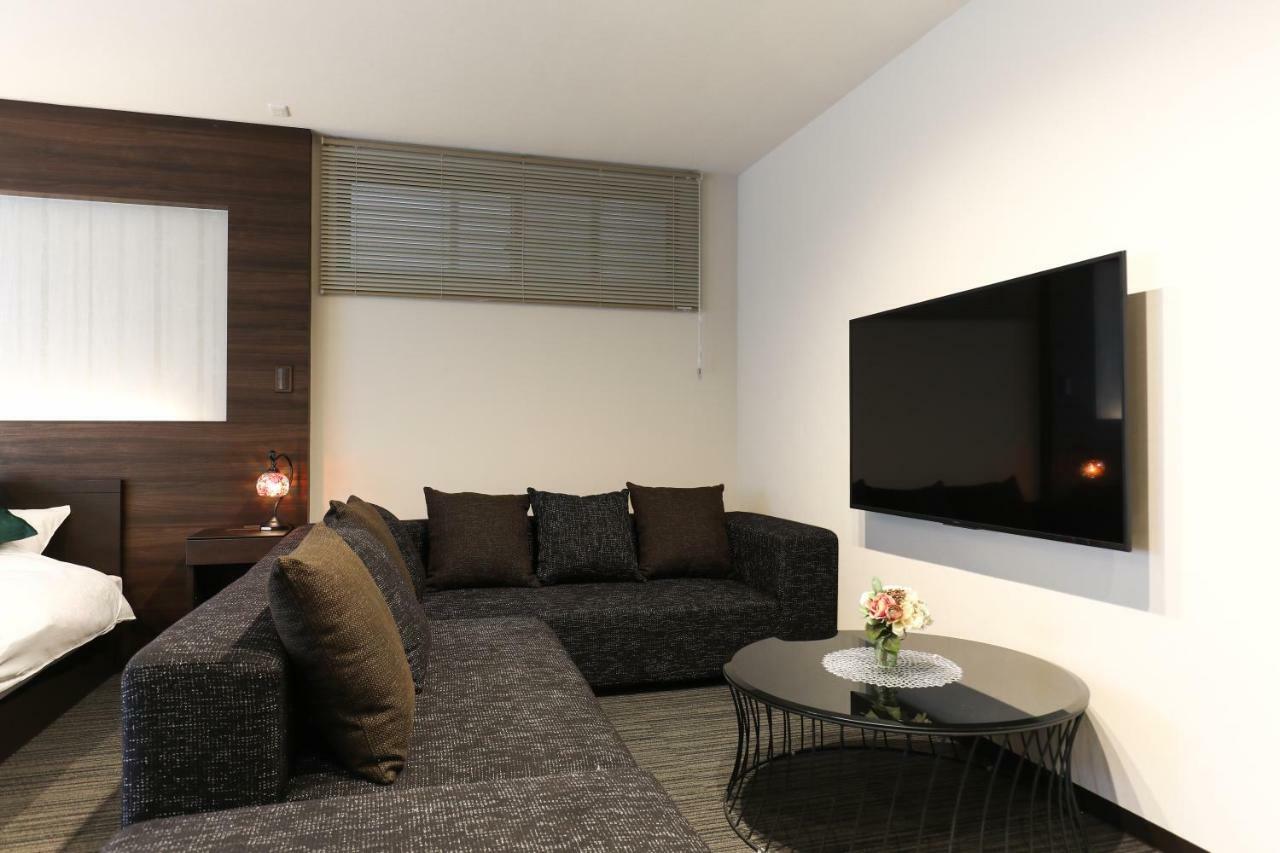 GRAND BASE Hakata Aparthotel Fukuoka  Bagian luar foto